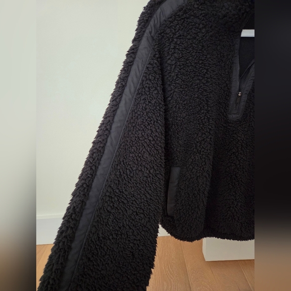 Athleta Black Fleece Sherpa Pullover 1/4 Zip Small Petite - Picture 5 of 5